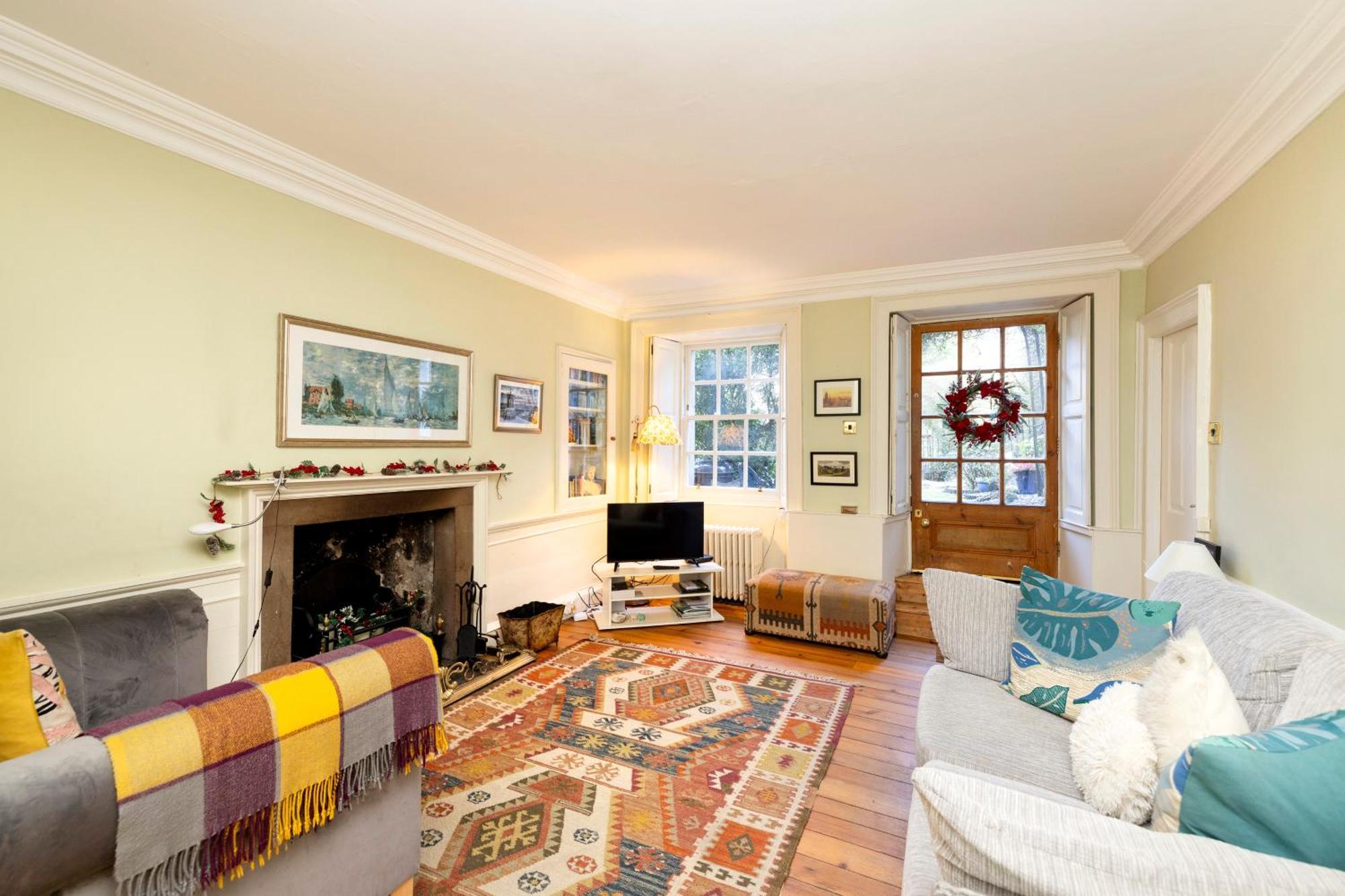 Joivy Beautiful Apartment, Private Garden, Calton Hill エディンバラ エクステリア 写真