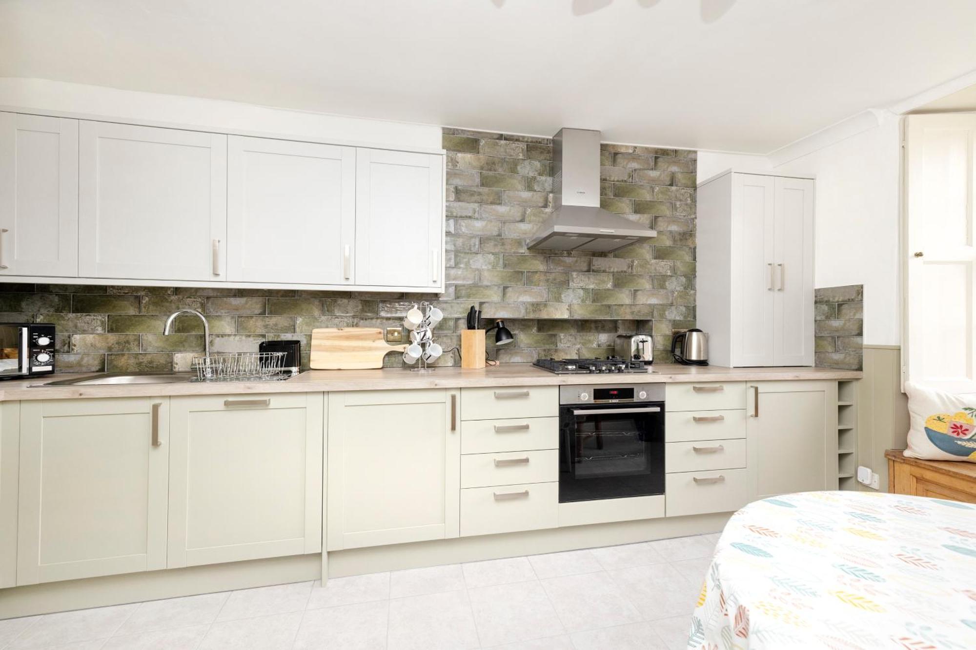 Joivy Beautiful Apartment, Private Garden, Calton Hill エディンバラ エクステリア 写真